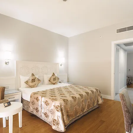 Amelia Resort Kızılot