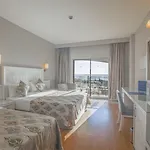Resort Amelia Kızılot